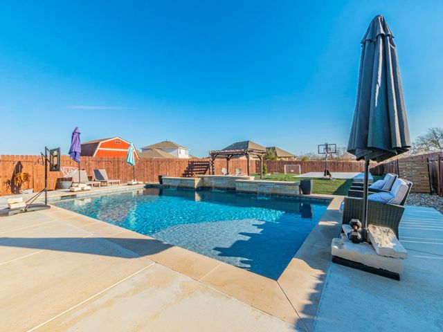 137 Alba Ave, San Marcos, TX 78666