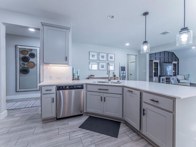 137 Alba Ave, San Marcos, TX 78666