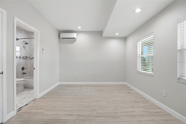 3611 W OKLAHOMA AVENUE, Tampa, FL 33611