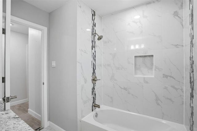 3611 W OKLAHOMA AVENUE, Tampa, FL 33611