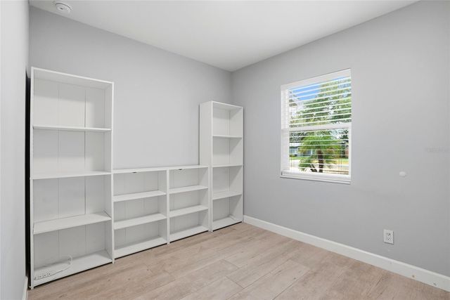 3611 W OKLAHOMA AVENUE, Tampa, FL 33611