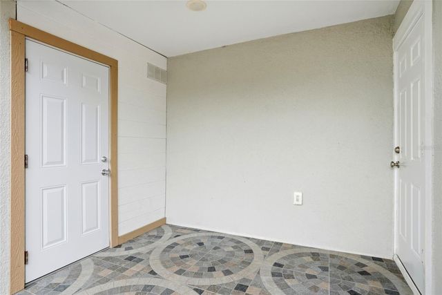 3611 W OKLAHOMA AVENUE, Tampa, FL 33611