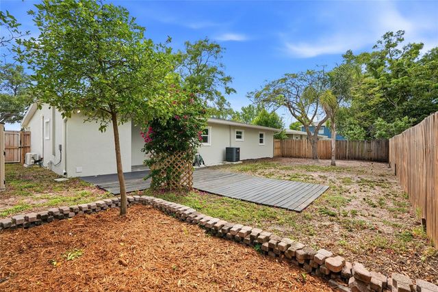 3611 W OKLAHOMA AVENUE, Tampa, FL 33611