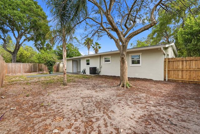 3611 W OKLAHOMA AVENUE, Tampa, FL 33611