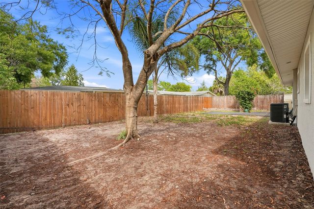 3611 W OKLAHOMA AVENUE, Tampa, FL 33611