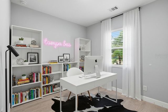 3611 W OKLAHOMA AVENUE, Tampa, FL 33611