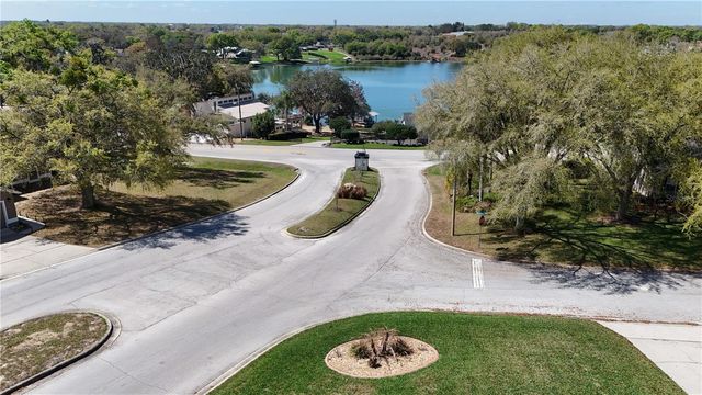 112 MADRONA, Eustis, FL 32726