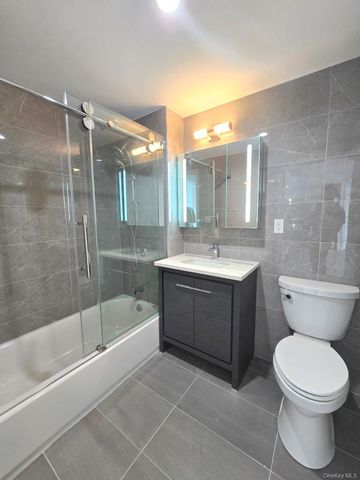 65-18 Austin Street 7E, Rego Park, NY 11374