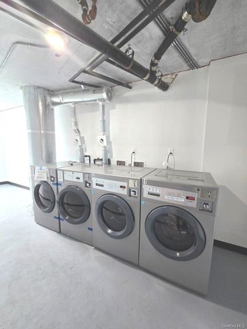 65-18 Austin Street 7E, Rego Park, NY 11374