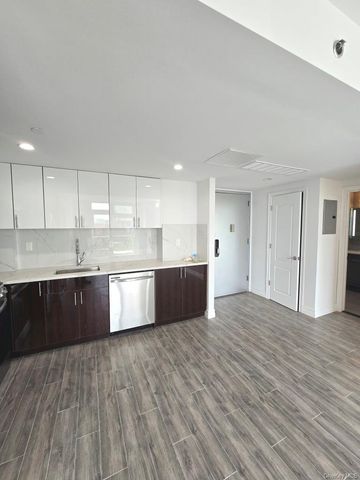 65-18 Austin Street 7E, Rego Park, NY 11374