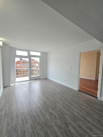 65-18 Austin Street 7E, Rego Park, NY 11374
