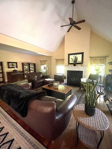100 Choate, Essex, MA 01929