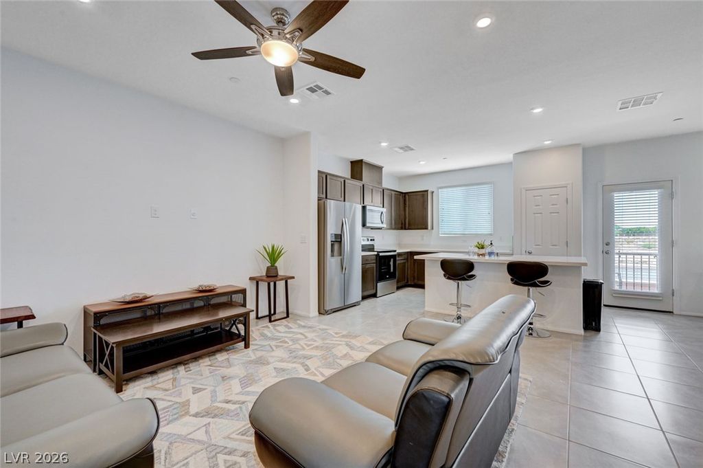 6515 Taffrail Avenue, Las Vegas, NV 89118 — photo 5