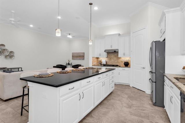 137 Bellardia Court, Montgomery, TX 77316