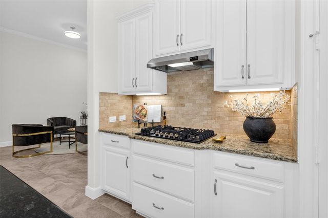 137 Bellardia Court, Montgomery, TX 77316