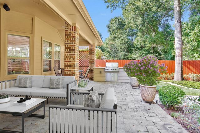 137 Bellardia Court, Montgomery, TX 77316