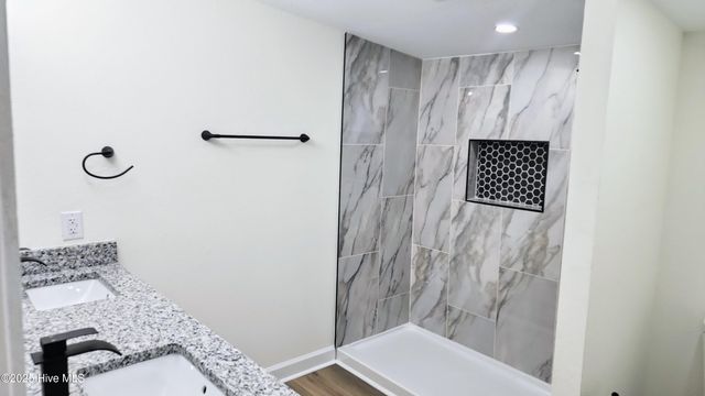 702a Richardson Street # A, Elizabeth City, NC 27909