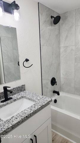 702a Richardson Street # A, Elizabeth City, NC 27909