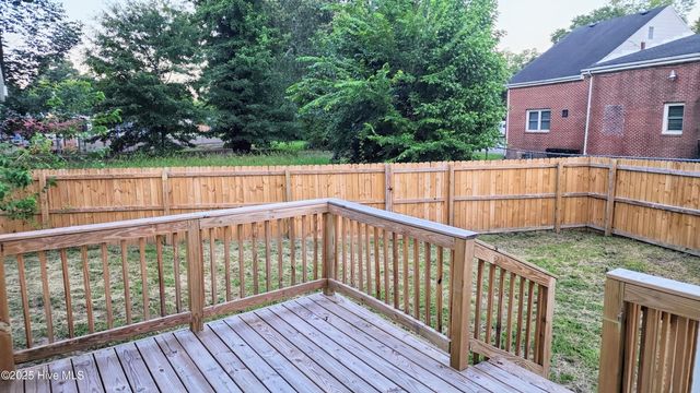 702a Richardson Street # A, Elizabeth City, NC 27909