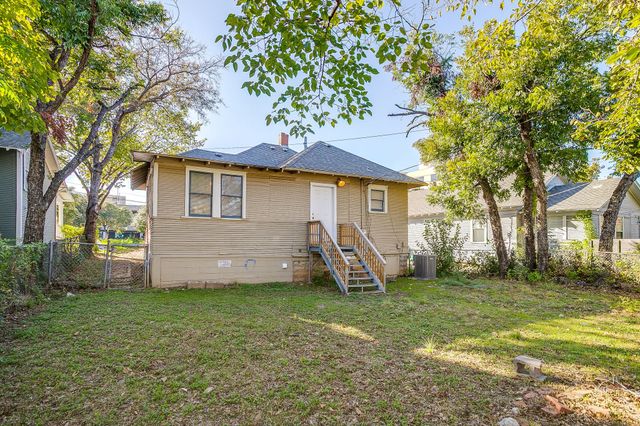 1325 Hurley Avenue, Fort Worth, TX 76104