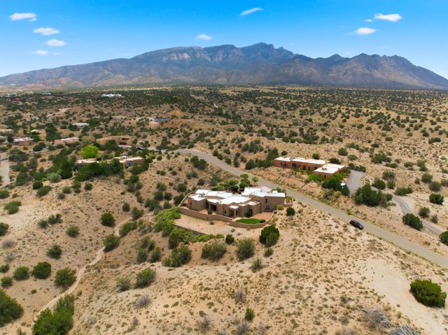 26 Vista Sandia Court, Placitas, NM 87043