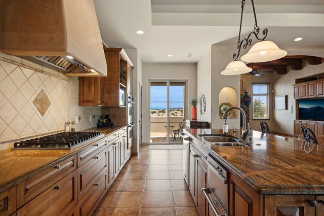 26 Vista Sandia Court, Placitas, NM 87043