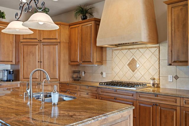 26 Vista Sandia Court, Placitas, NM 87043
