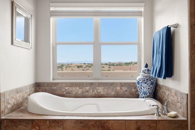 26 Vista Sandia Court, Placitas, NM 87043