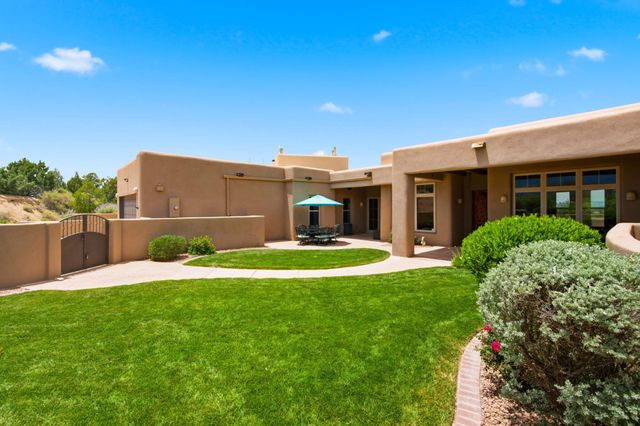 26 Vista Sandia Court, Placitas, NM 87043