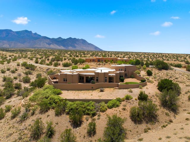 26 Vista Sandia Court, Placitas, NM 87043