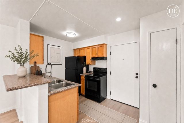 20234 Cantara Street 224, Winnetka, CA 91306