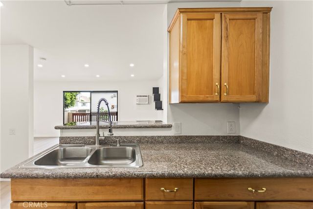20234 Cantara Street 224, Winnetka, CA 91306