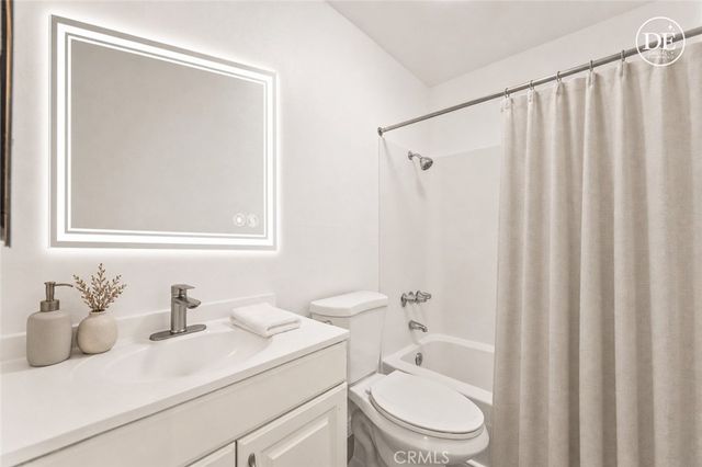 20234 Cantara Street 224, Winnetka, CA 91306