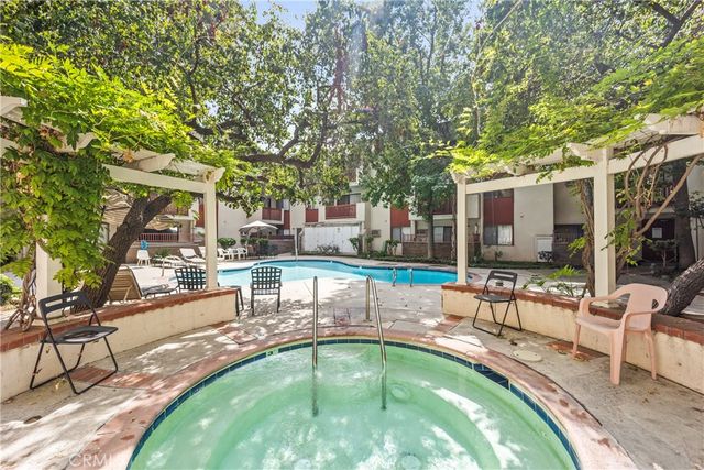 20234 Cantara Street 224, Winnetka, CA 91306