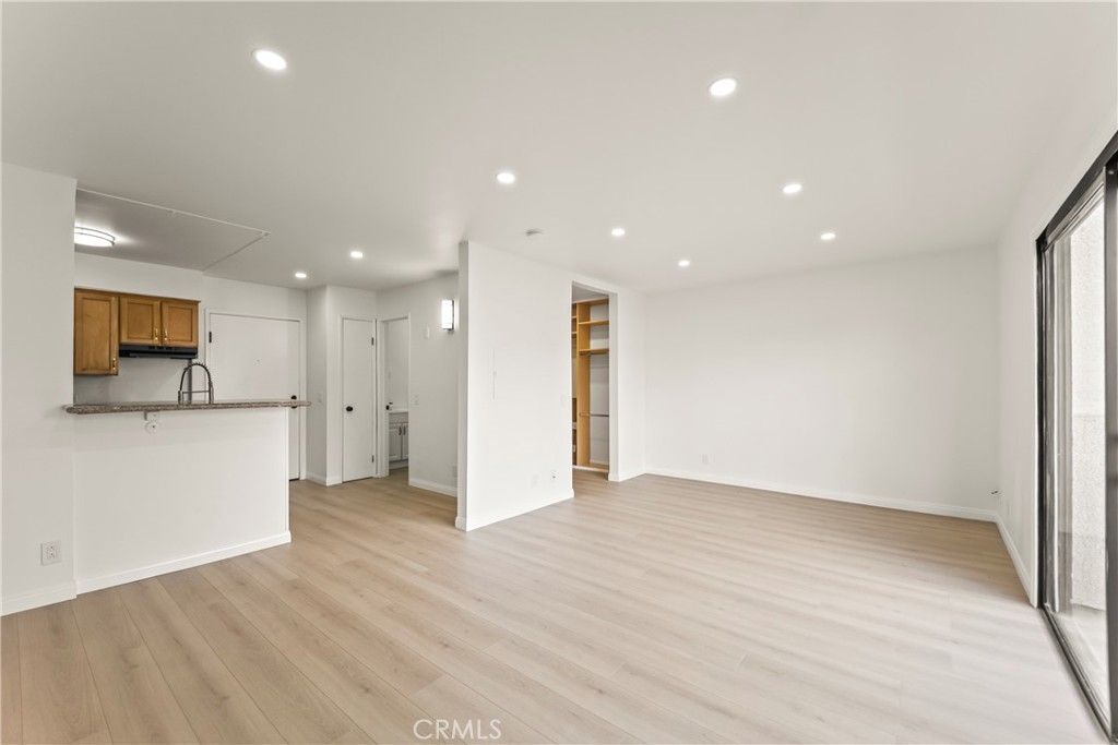 20234 Cantara Street 224, Winnetka, CA 91306 — photo 2