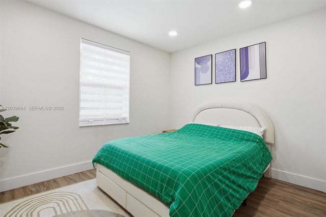 19185 NW 22nd St, Pembroke Pines, FL 33029