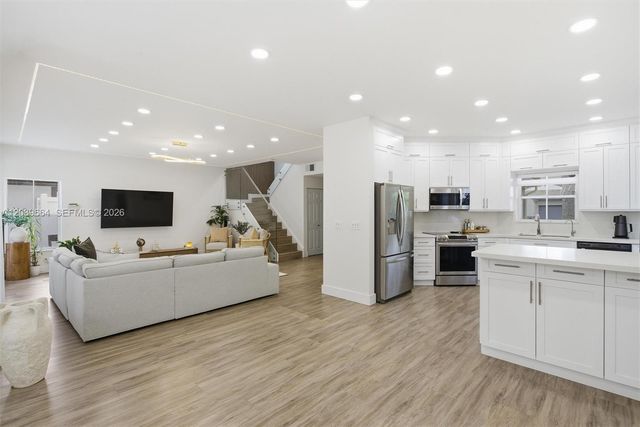 19185 NW 22nd St, Pembroke Pines, FL 33029