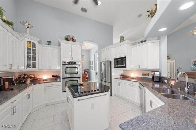 2529 Gleason PKWY, Cape Coral, FL 33914