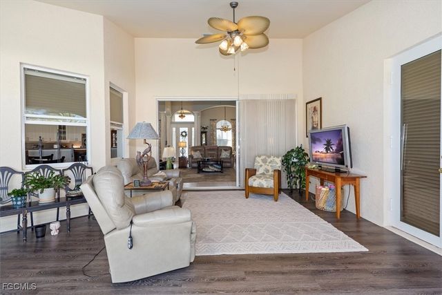 2529 Gleason PKWY, Cape Coral, FL 33914