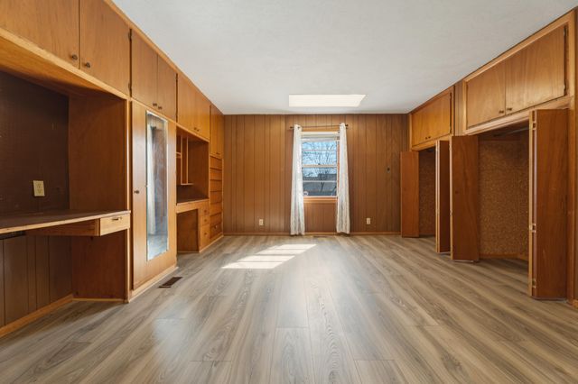 22 E 15th Street, Grove, OK 74344