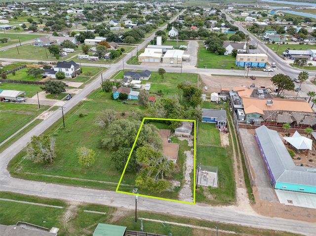 691 Cedar Street S, Matagorda, TX 77414