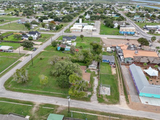 691 Cedar Street S, Matagorda, TX 77414
