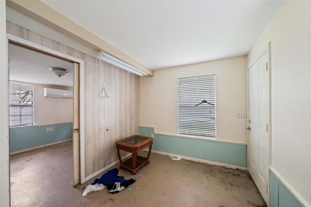 691 Cedar Street S, Matagorda, TX 77414