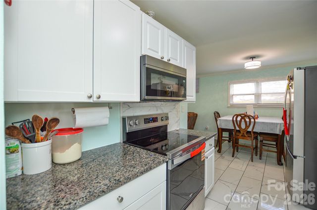 5514 Collins Street, Charlotte, NC 28269