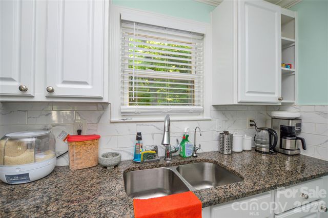 5514 Collins Street, Charlotte, NC 28269