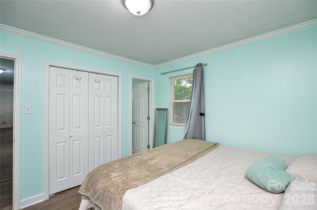 5514 Collins Street, Charlotte, NC 28269