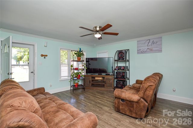 5514 Collins Street, Charlotte, NC 28269
