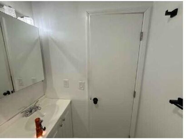 2209 NW 6th Street 1, Fort Lauderdale, FL 33311