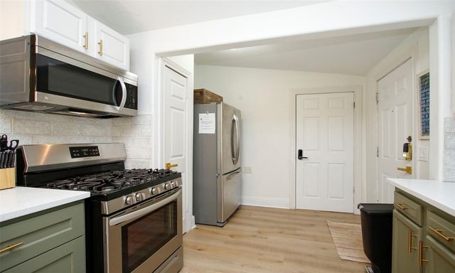 1518 Sabine Street, Houston, TX 77007