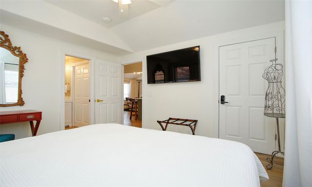 1518 Sabine Street, Houston, TX 77007